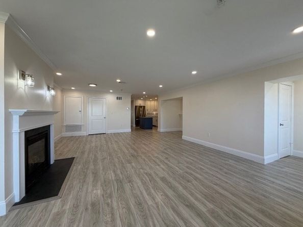15 Park Ave. 107, Hull MA 02045