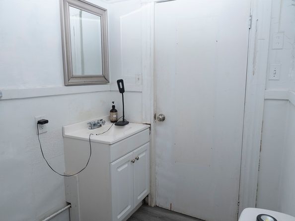 174 North Street, Mattapoisett MA 02739