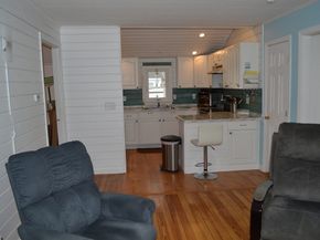 17 Bungalow Ln, Wareham MA 02532