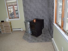 17 Bungalow Ln, Wareham MA 02532