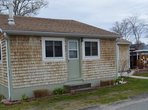17 Bungalow Ln, Wareham MA 02532