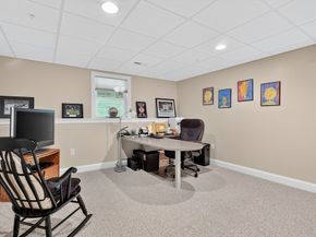 13 Leah Way 13, Andover MA 01810