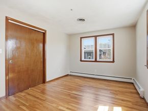 175 Mallard Way, Waltham MA 02452