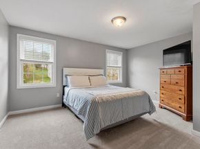 19 Fieldstone Dr, Gardner MA 01440