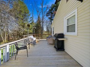 16 Monterey Dr, Leicester MA 01611