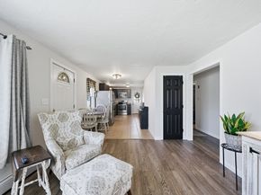 16 Monterey Dr, Leicester MA 01611