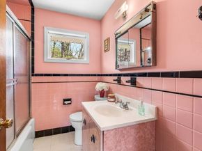 14 Wilson Rd, Wakefield MA 01880