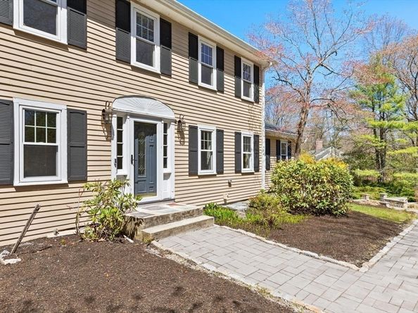 16 Wayland Hills Rd, Wayland MA 01778