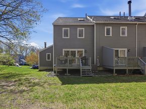 31 Blithewood Avenue 701, Worcester MA 01604