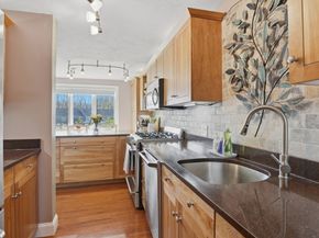 31 Blithewood Avenue 701, Worcester MA 01604