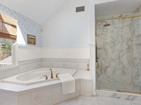 7 Dry Pond Rd, Sharon MA 02067
