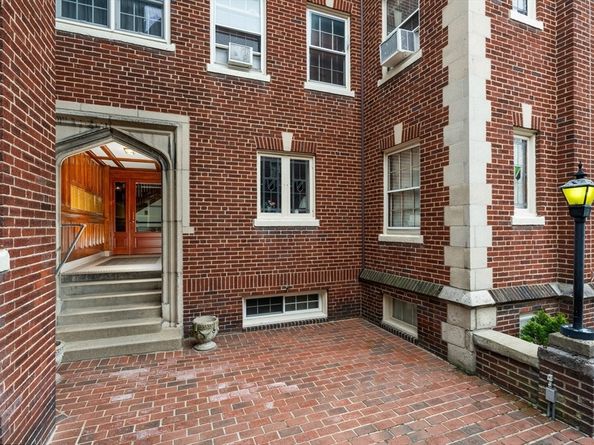 61 Garfield St 14, Cambridge MA 02138