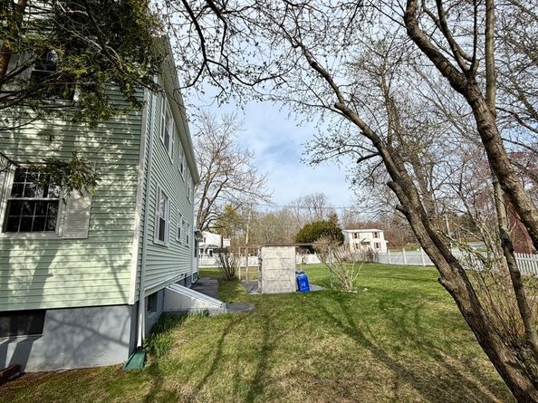 54 River St, Billerica MA 01821