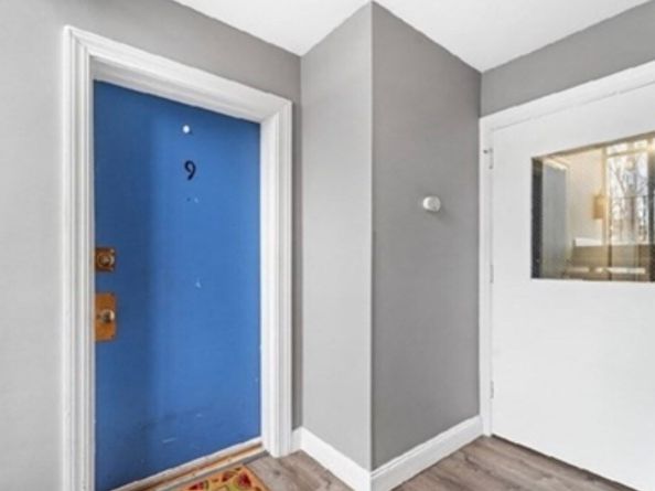 39 Crescent Ave 9, Chelsea MA 02150