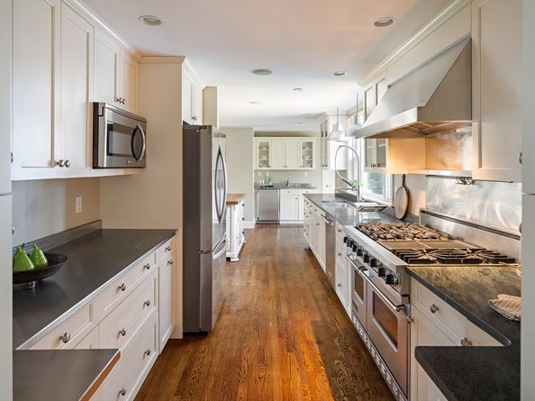 233 Rutledge Road, Belmont MA 02478