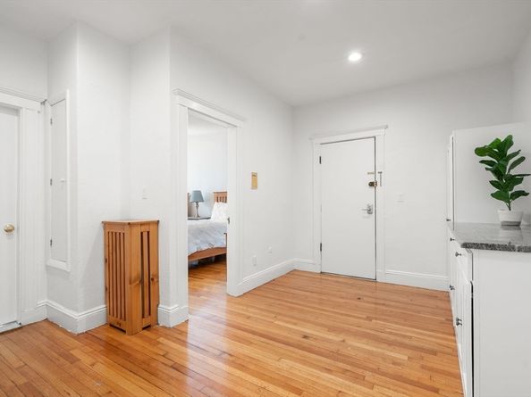 461 Washington Street 1, Brookline MA 02446