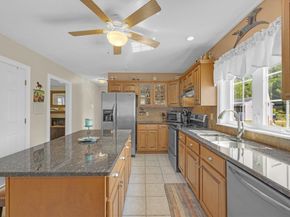 7 Kittredge Rd, North Brookfield MA 01535