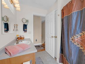 7 Kittredge Rd, North Brookfield MA 01535