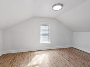 5 Oceanview St, Winthrop MA 02152