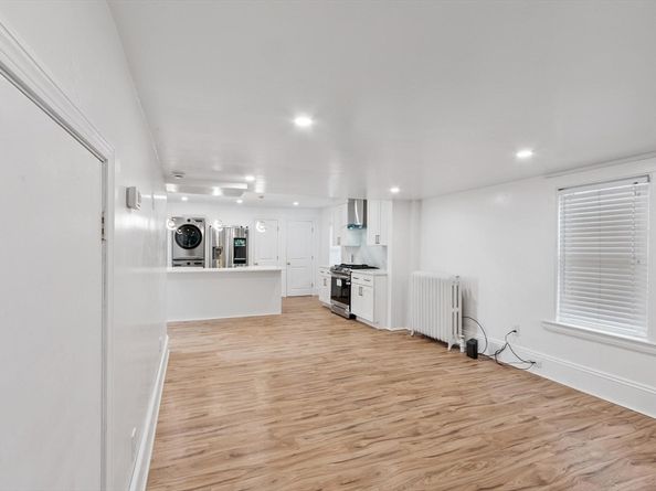 5 Oceanview St, Winthrop MA 02152