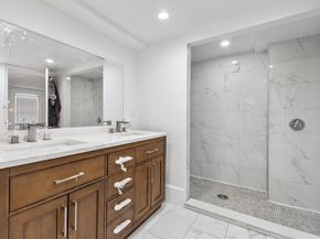 5 Oceanview St, Winthrop MA 02152