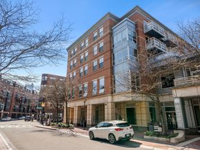 2 Battery Wharf 2501, Boston MA 02110