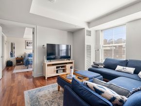 2 Battery Wharf 2501, Boston MA 02110