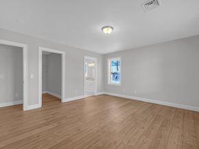 7 B L Stevens Rd B, Charlton MA 01507