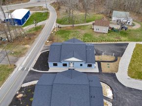 7 B L Stevens Rd B, Charlton MA 01507