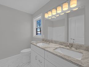 7 B L Stevens Rd B, Charlton MA 01507