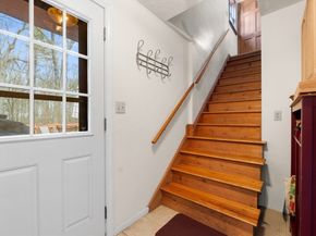 137 Catamount Rd, Tewksbury MA 01876