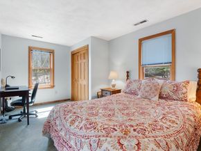 137 Catamount Rd, Tewksbury MA 01876