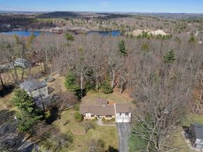 137 Catamount Rd, Tewksbury MA 01876