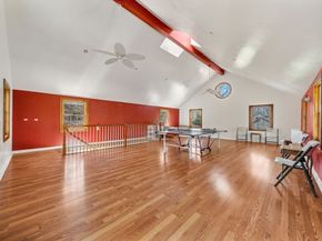 39 Kings Grant Rd, Weston MA 02493
