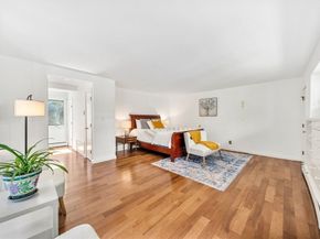 39 Kings Grant Rd, Weston MA 02493