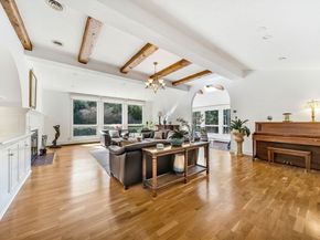 39 Kings Grant Rd, Weston MA 02493