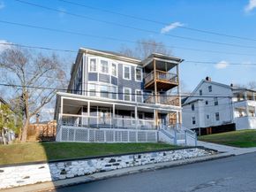 99 Cross St, Southbridge MA 01550