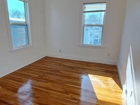 12 Jacob 3, Boston MA 02124