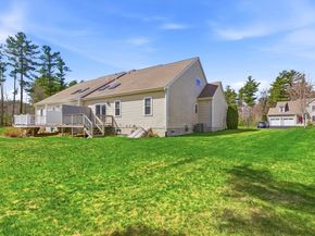 3 Balmy Ln 3, Middleboro MA 02346