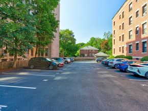 1064 Beacon St 12A, Brookline MA 02446