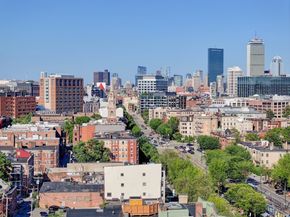 1064 Beacon St 12A, Brookline MA 02446