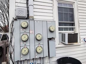 971 Waverly St, Framingham MA 01702