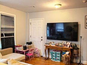 971 Waverly St, Framingham MA 01702