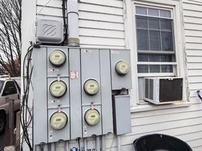 971 Waverly St, Framingham MA 01702