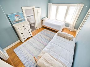 121 Ashmont St, Boston MA 02124