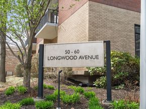 60 Longwood Ave 602, Brookline MA 02446