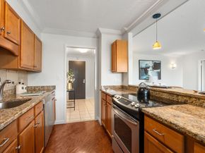60 Longwood Ave 602, Brookline MA 02446