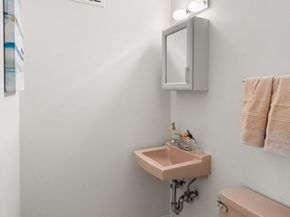 60 Longwood Ave 602, Brookline MA 02446