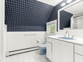 207 Weston Rd, Wellesley MA 02482