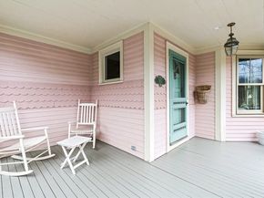 207 Weston Rd, Wellesley MA 02482